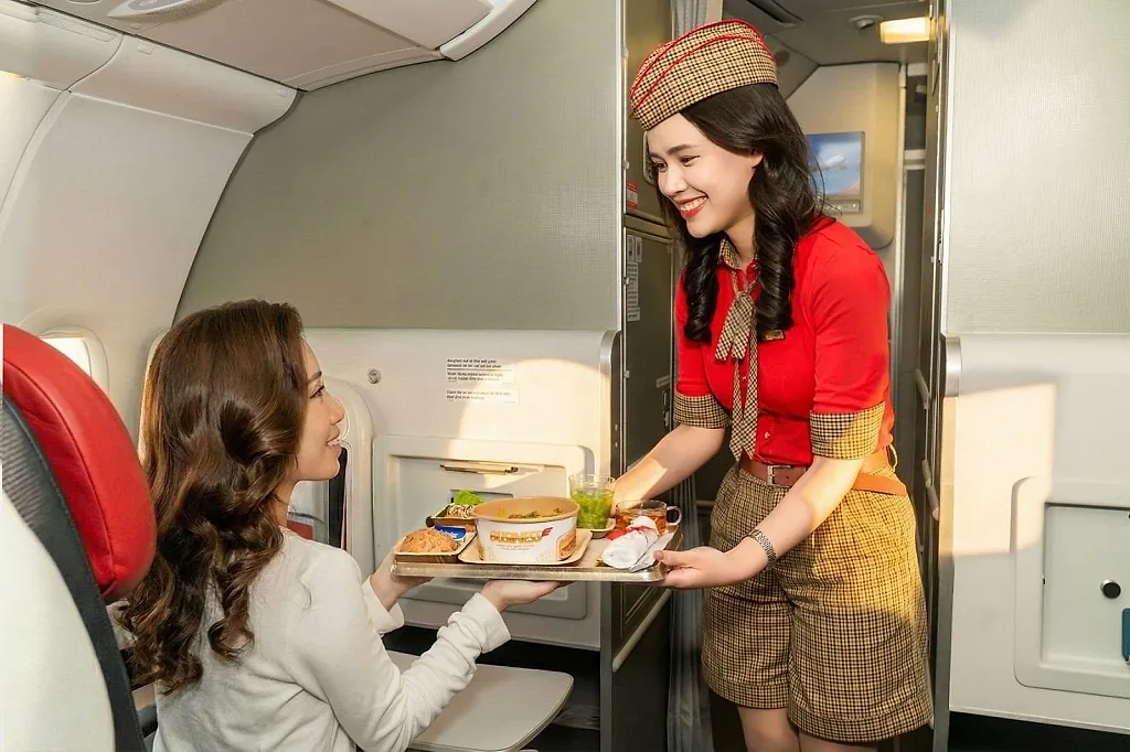 tiep-vien-hang-khong-vietjet-1-.jpg