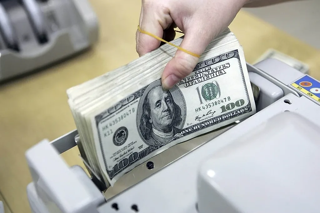 tỷ giá USD hôm nay 5.6