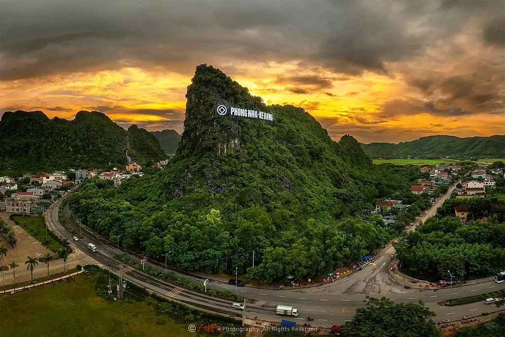 Vườn quốc gia Phong Nha - Kẻ Bàng được UNESCO công nhận là Khu Dự trữ sinh quyển thế giới