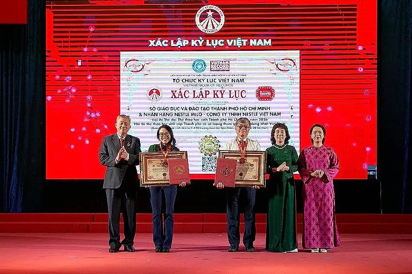hoi-thi-the-duc-the-thao-hoc-sinh-tp.hcm-nam-2026-xac-lap-ky-luc-viet-nam..jpg