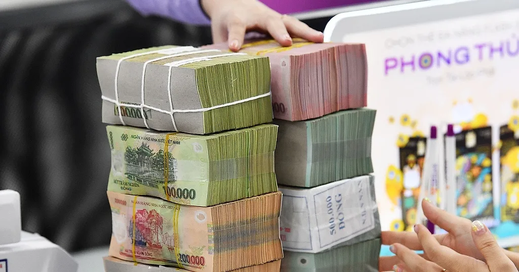 Lãi suất ngân hàng hôm nay 21/6: Kỳ hạn 6 tháng trở lên phân hóa mạnh
