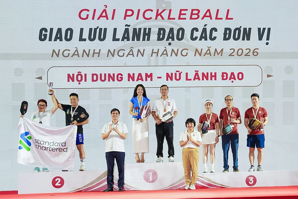 nam-nu-ld.jpg