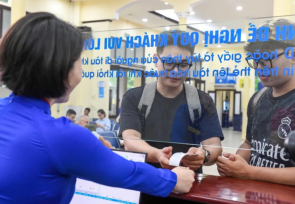 Ngành Đường sắt giảm 10% giá vé tàu khách Bắc - Nam từ ngày 1/7/2026