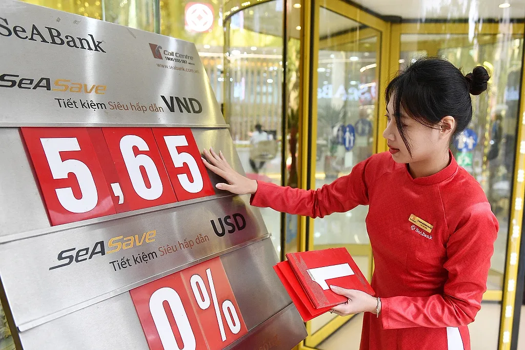 Lãi suất ngân hàng hôm nay 2/7: Kỳ hạn ngắn niêm yết cao