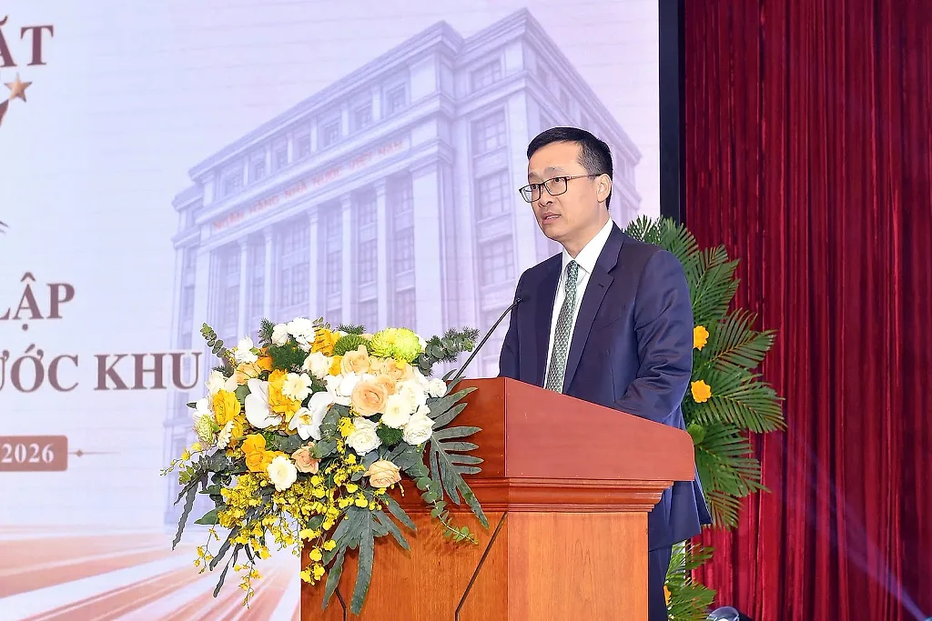 ptd_phamquangdung_nhnnkv1_2.7_3.jpg