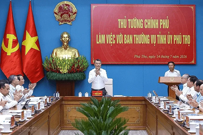 Thủ tướng Lê Minh Hưng làm việc với Ban Thường vụ Tỉnh ủy Phú Thọ