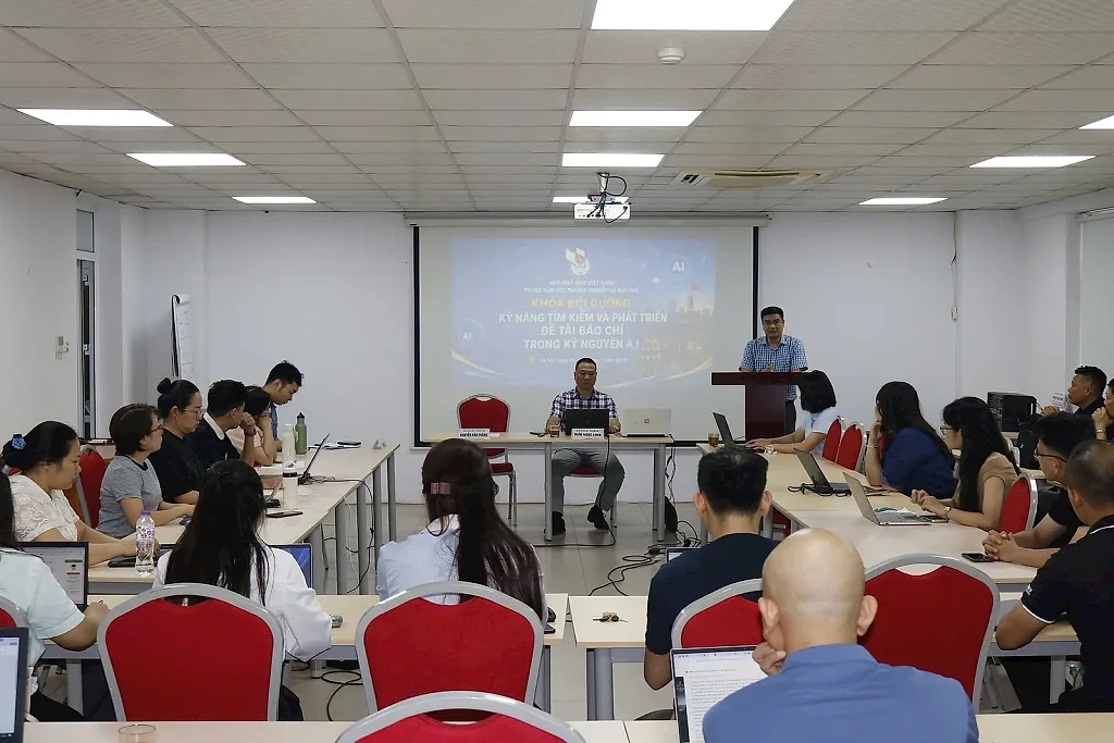 Kỹ năng tìm kiếm và phát triển đề tài báo chí trong kỷ nguyên AI