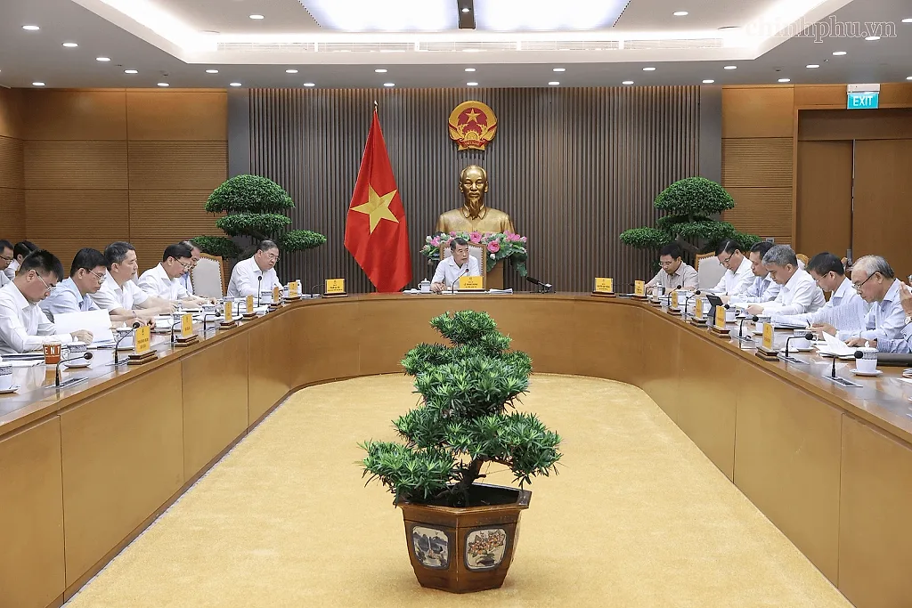 Chậm nhất đầu tháng 10/2026 phải ban hành Nghị định mới về kinh doanh xăng dầu