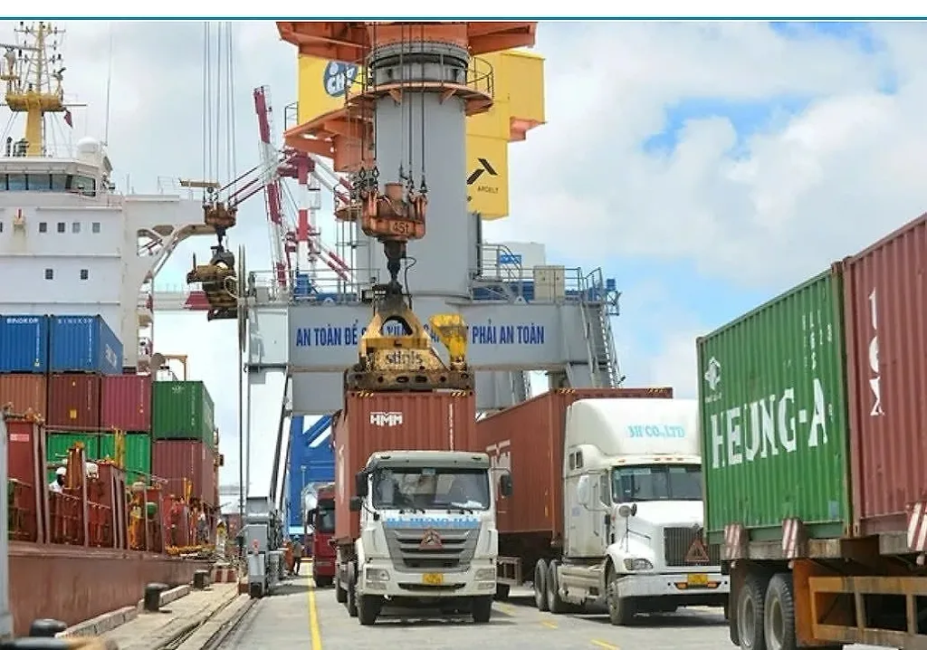 Xuất siêu trở lại, nhưng nhập siêu 9 tháng vẫn hơn 19 tỷ USD