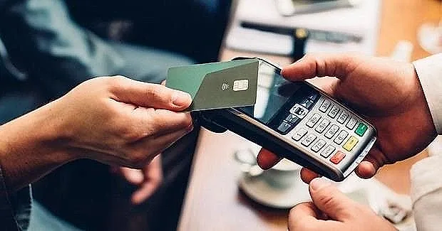 Thanh toán toàn cầu bước vào giai đoạn tăng trưởng chậm, ngân hàng phải tìm nguồn thu mới