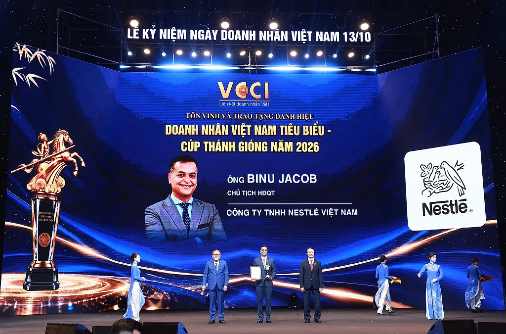 Tại Lễ tôn vinh và trao tặng danh hiệu “Doanh nhân Việt Nam tiêu biểu - Cúp Thánh Gióng” năm 2026 do Liên đoàn Thương mại và Công nghiệp Việt Nam (VCCI) chủ trì tổ chức hướng tới Ngày Doanh nhân Việt Nam 13_10, ông Bi