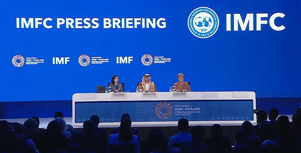 IMF cảnh báo áp lực nợ công và nguy cơ phân hóa kinh tế toàn cầu
