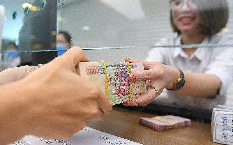 Giải mã bài toán thu hẹp khoảng cách huy động và tín dụng