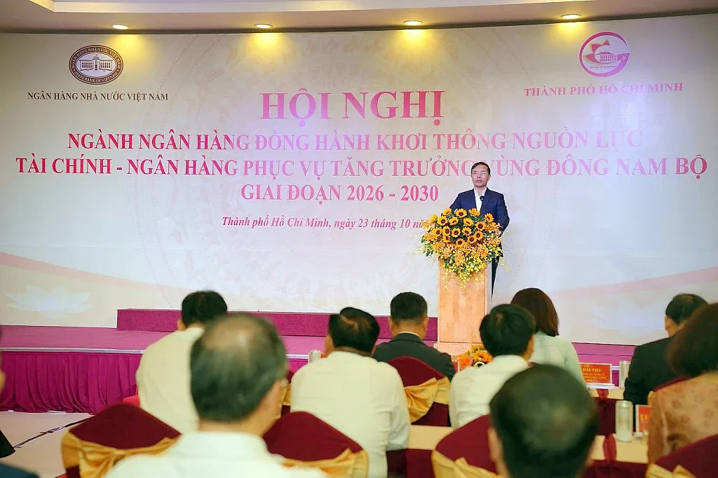 Tín dụng khu vực Đông Nam Bộ chiếm gần 35% dư nợ toàn quốc