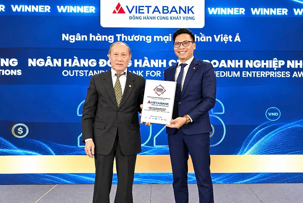 VietABank lần thứ 2 liên tiếp nhận danh hiệu “Ngân hàng đồng hành cùng doanh nghiệp nhỏ và vừa”