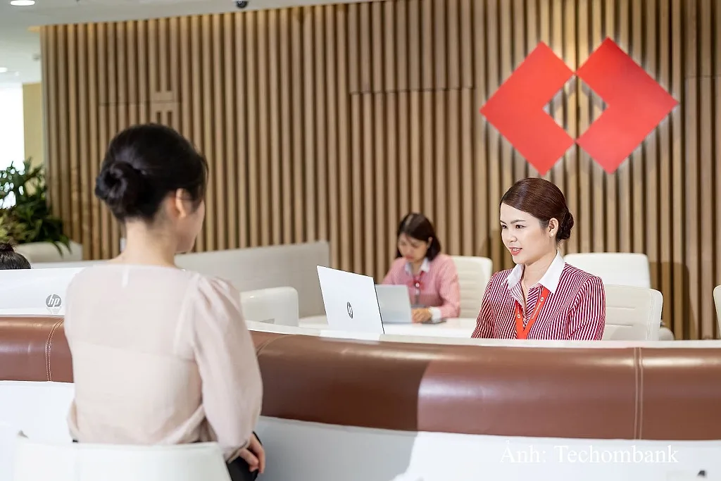 Fitch nâng xếp hạng tín nhiệm, củng cố vị thế Techcombank