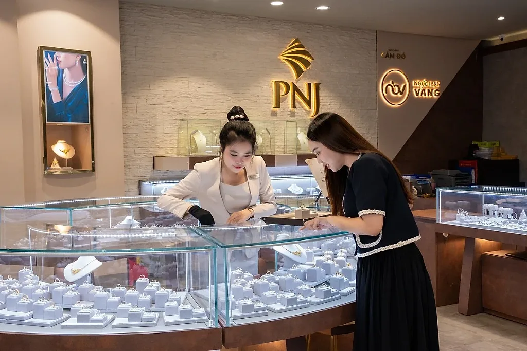 PNJ lỗ gần 258 tỷ đồng trong quý III, tồn kho vượt 18.800 tỷ đồng