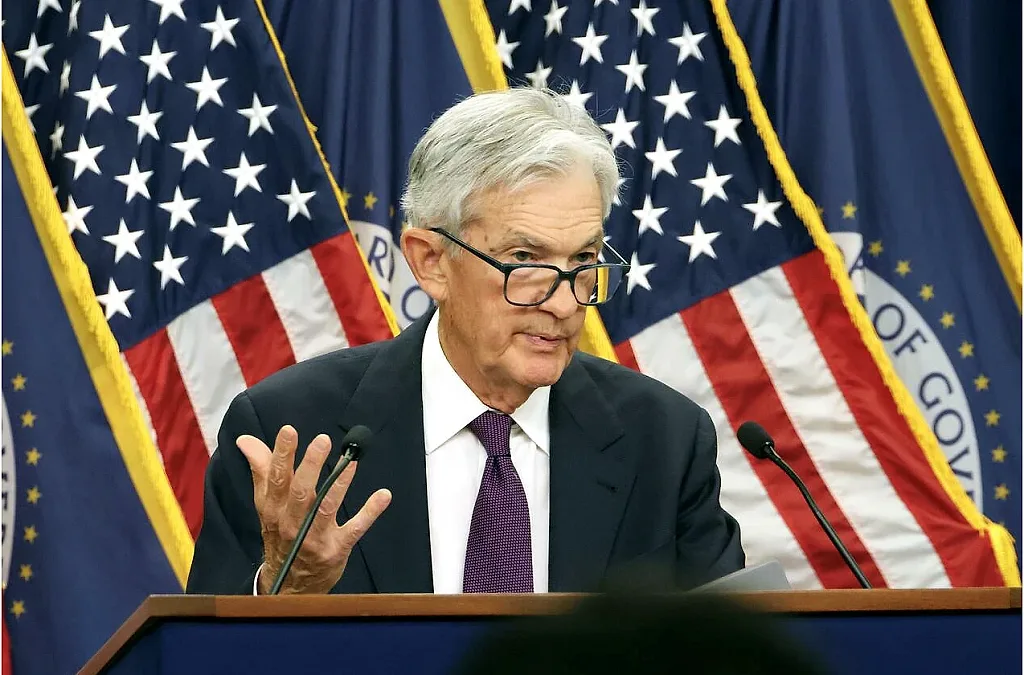 FED giữ nguyên lãi suất tại cuộc họp tháng 4/2026 trong bối cảnh lo ngại lạm phát, ông Powell sẽ tiếp tục giữ chức Thống đốc