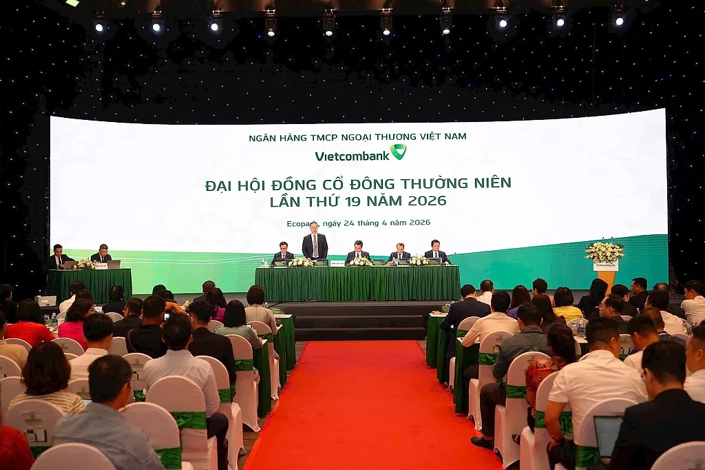 ĐHĐCĐ Vietcombank 2026: Thông qua kế hoạch phát hành hơn 1 tỷ cổ phiếu, để ngỏ cơ hội hiện diện tại Trung tâm tài chính quốc tế Việt Nam