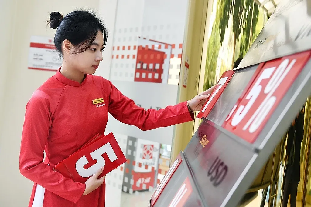 lãi suất ngân hàng hôm nay 4 tháng 6