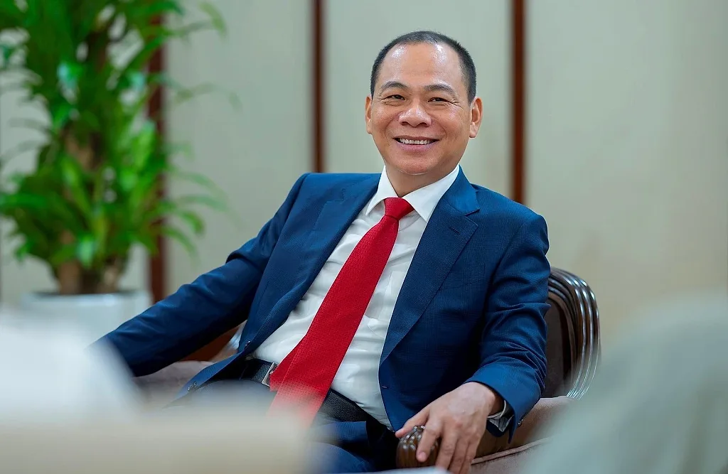 Tỷ phú Phạm Nhật Vượng “bỏ tiền túi” sở hữu gần 5% vốn LPBank
