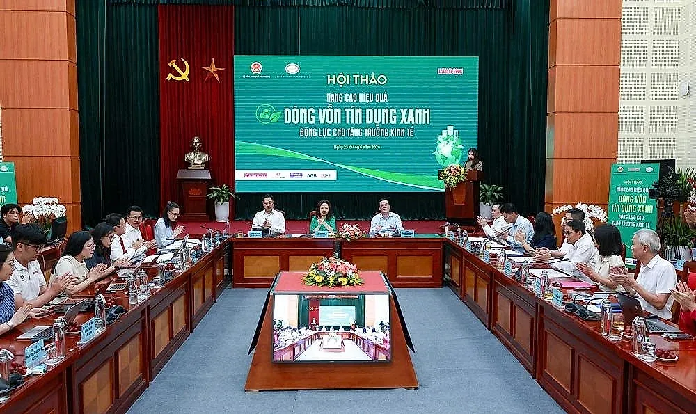 Ngân hàng khơi thông dòng vốn xanh, tạo động lực cho tăng trưởng bền vững