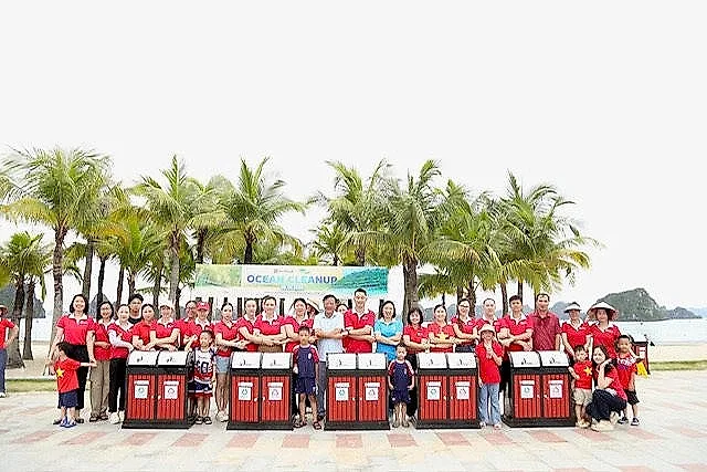 SeABank triển khai Ocean Cleanup 2026, hơn 1.000 CBNV chung tay làm sạch bờ biển