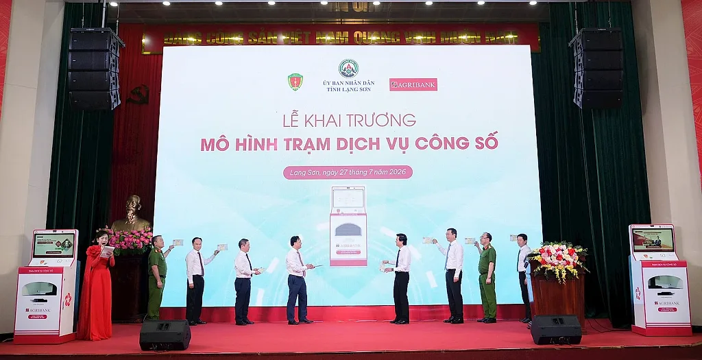 Agribank đồng hành cùng tỉnh Lạng Sơn ra mắt Trạm dịch vụ công số: Ứng dụng công nghệ trong cải cách hành chính, xây dựng thế hệ “công dân số”