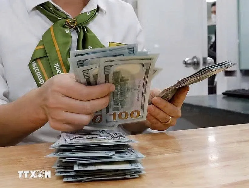 Tỷ giá USD hôm nay 29/7: Trong nước tăng, thế giới neo gần đỉnh 5 tuần
