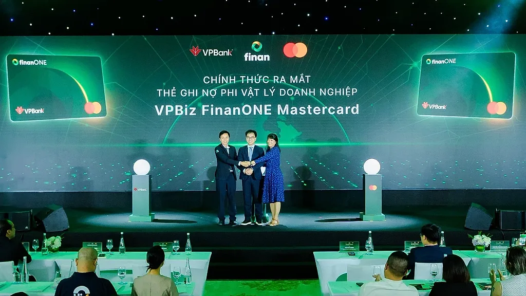 VPBank, FINAN và Mastercard hợp tác ra mắt dòng thẻ ghi nợ phi vật lý