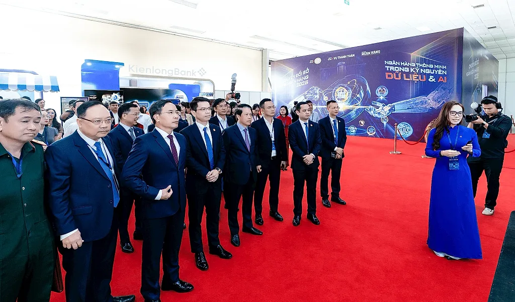 KienlongBank mang trải nghiệm ngân hàng thông minh đến sự kiện Chuyển đổi số ngành Ngân hàng 2026