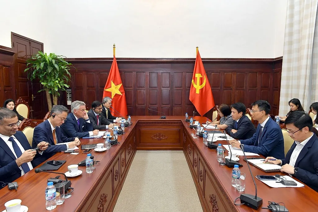 14.9-4-ngan-hang-nha-nuoc-viet-nam-va-mastercard-tang-cuong-hop-tac-phat-trien-thanh-toan-so-an-toan-ben-vung.jpg