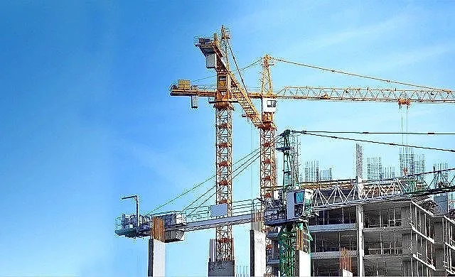 Ngành xây dựng tăng trưởng, tín nhiệm doanh nghiệp phân hóa
