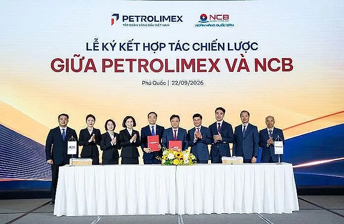 NCB và Petrolimex hợp tác chiến lược, kết nối hiệu quả hê sinh thái năng lượng và tài chính
