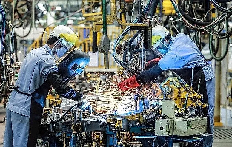 PMI tháng 9 giảm nhẹ nhưng triển vọng sản xuất vẫn tích cực
